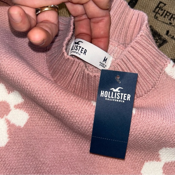 Hollister Co. NWT! Pink/White Easy Cable Mock Pattern Sweater Size M - Picture 7 of 11